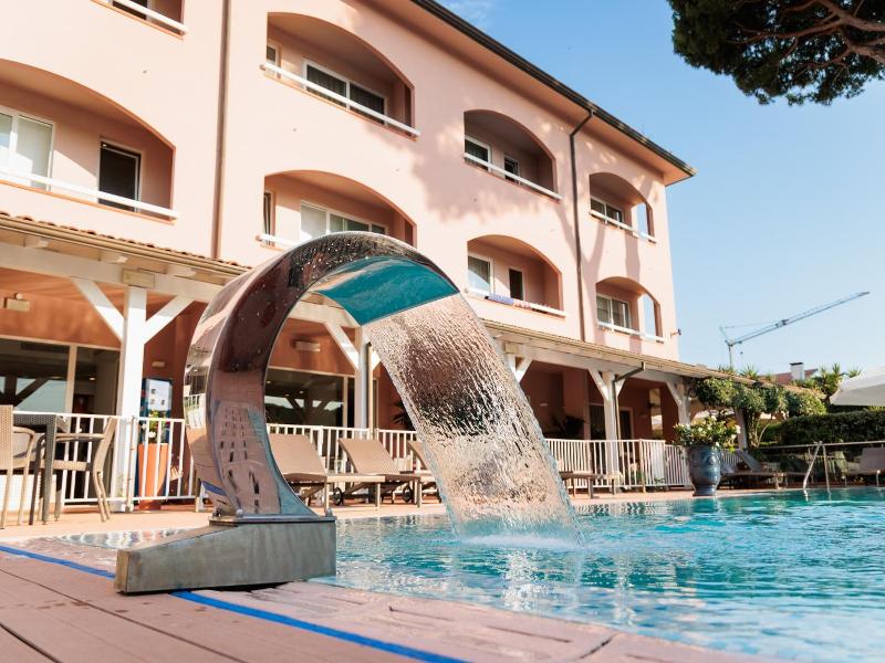 Hotel Eden image