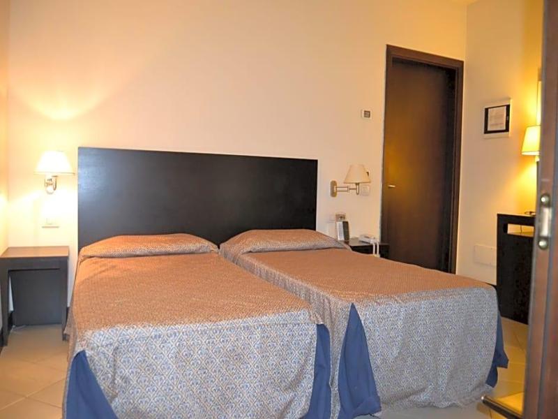 Hotel I Fiorino image
