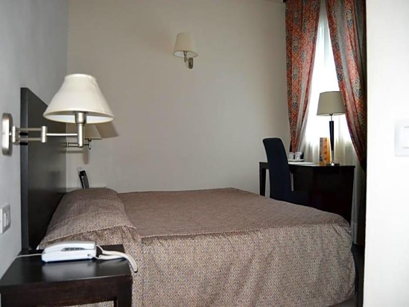 Hotel I Fiorino image