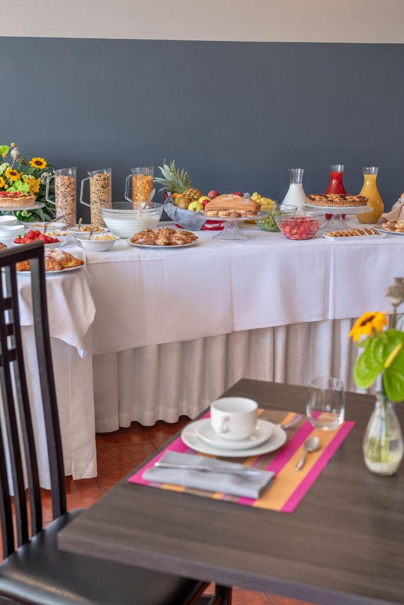 Hotel Roma Salsomaggiore image