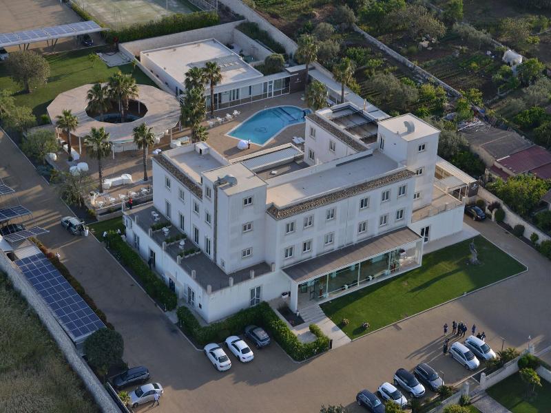 Pietre Nere Resort image