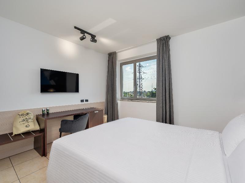 B&B Hotel Settimo Torinese image