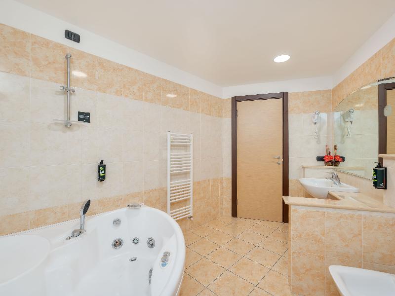 B&B Hotel Settimo Torinese image