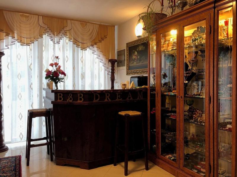 Bed And Breakfast Dream image