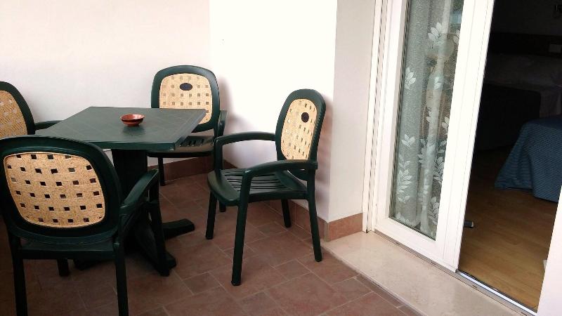 Bed And Breakfast Dream image