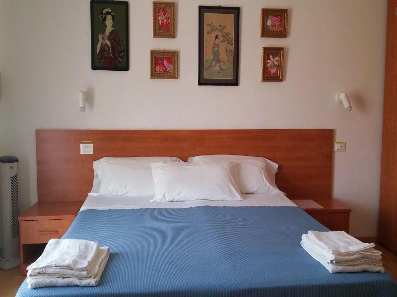 Bed And Breakfast Dream image