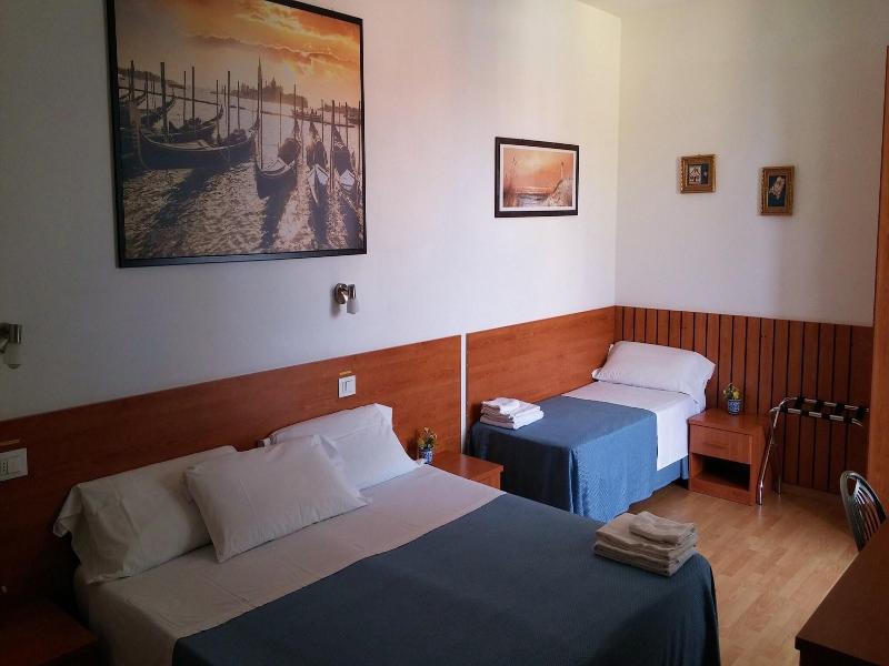 Bed And Breakfast Dream image