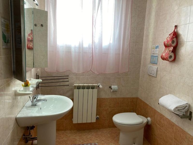 Bed And Breakfast Dream image