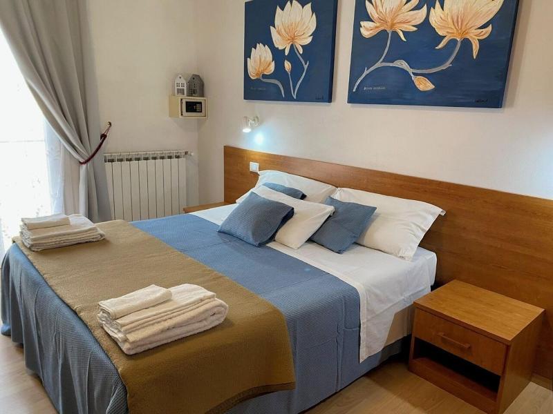 Bed And Breakfast Dream image