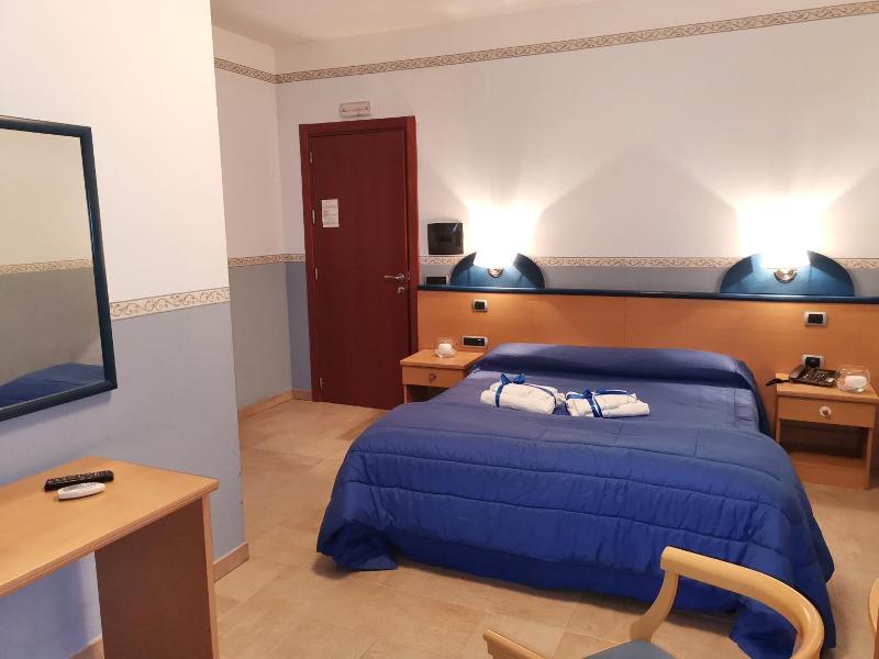 Hotel Santa Lucia image