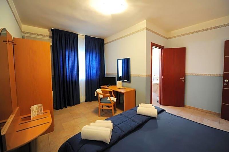 Hotel Santa Lucia image