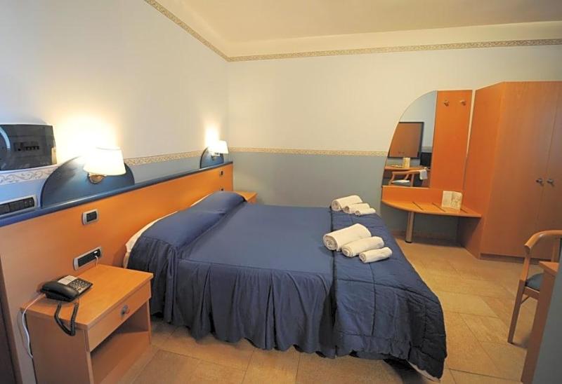 Hotel Santa Lucia image