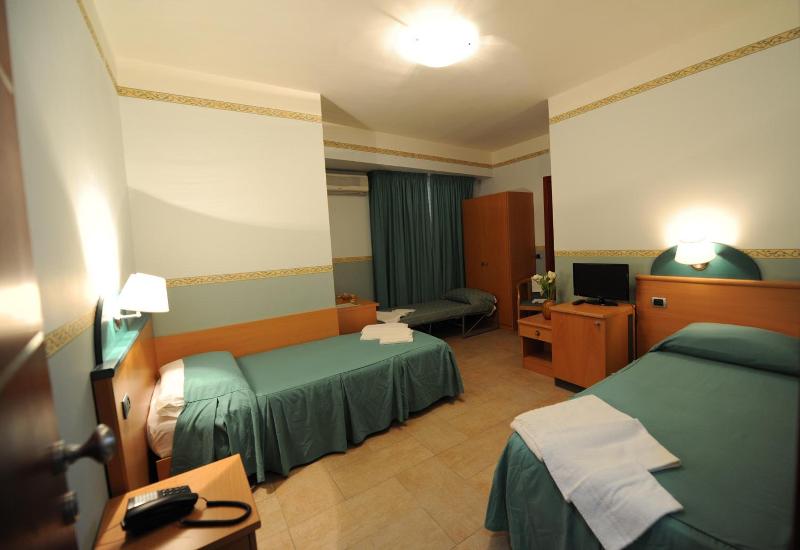 Hotel Santa Lucia image