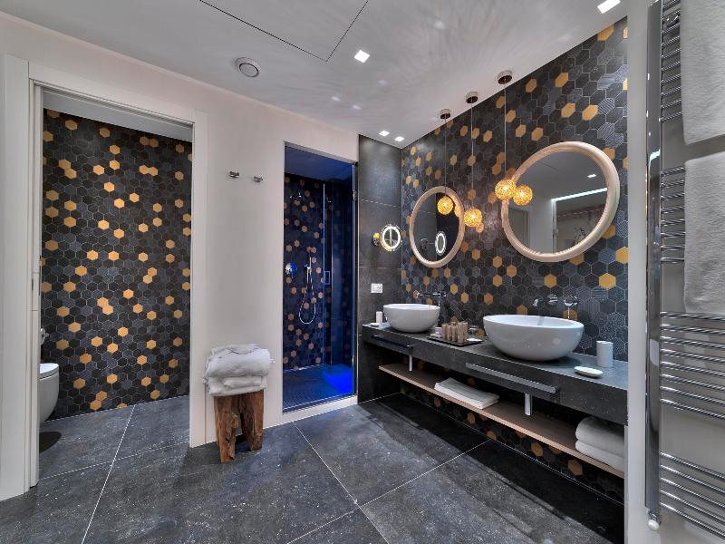 Esplanade Tergesteo – Luxury Retreat image