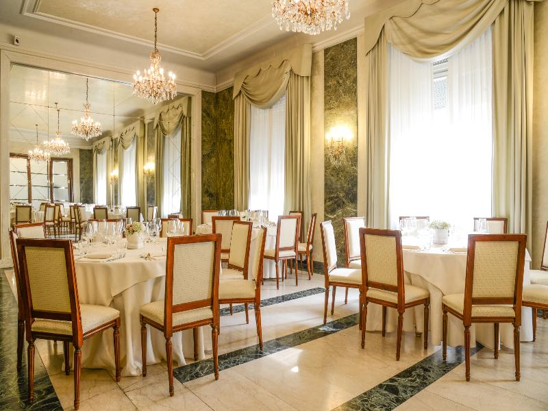 Hotel Vittoria image