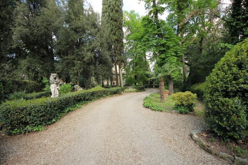 Villa Nardi - Residenza D'Epoca image
