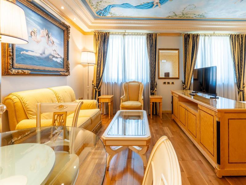 Grand Hotel Del Parco Bergamo Airport image