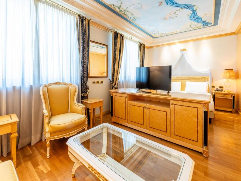 Grand Hotel Del Parco Bergamo Airport image