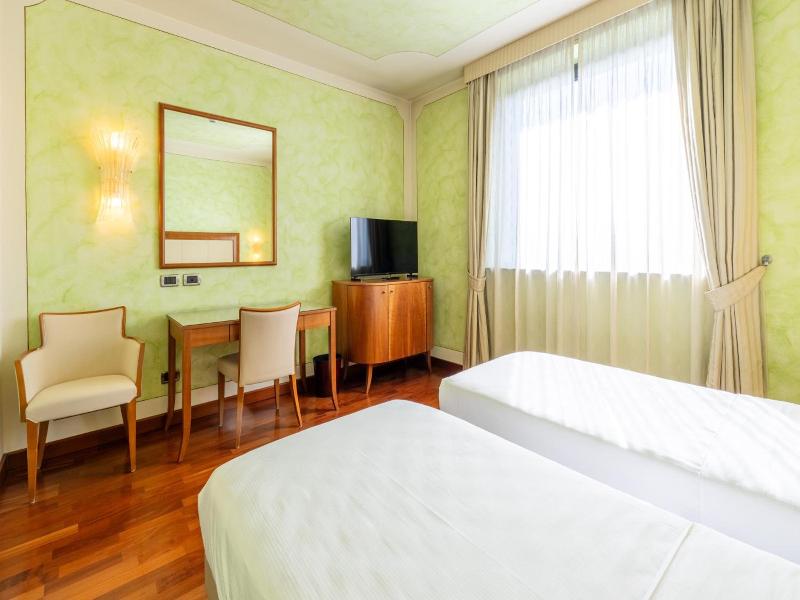 Grand Hotel Del Parco Bergamo Airport image