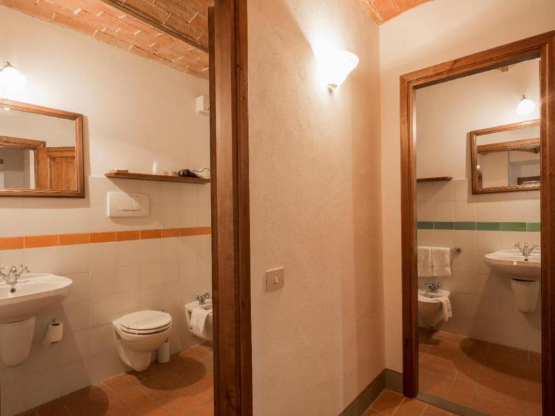 Borgo Bottaia image