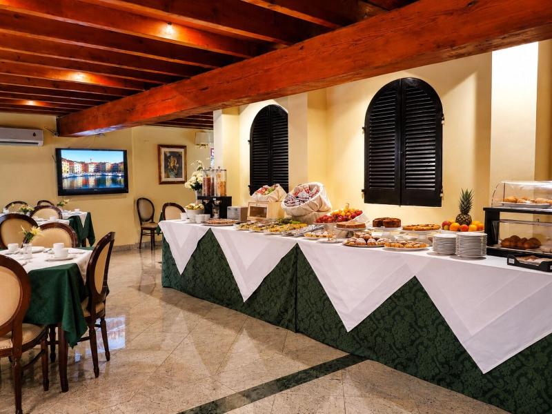 Hotel Hieracon Carloforte image