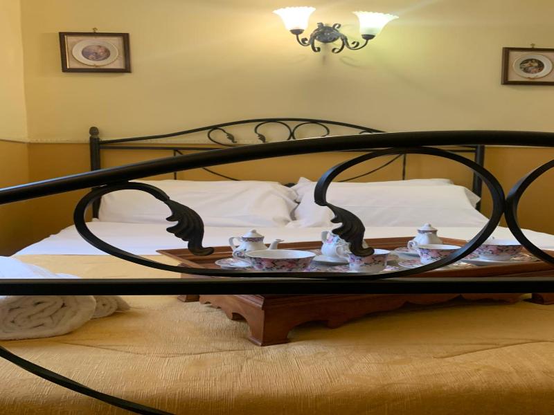 Hotel Pignatelli Napoli image