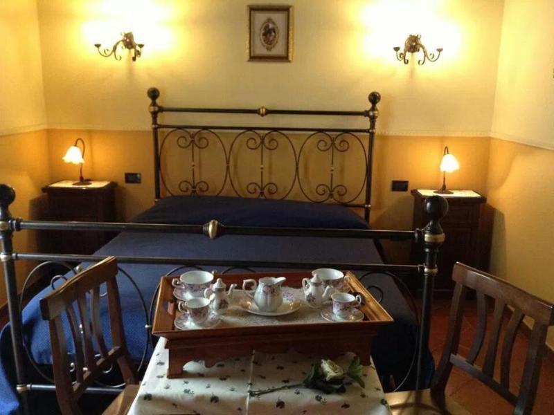 Hotel Pignatelli Napoli image
