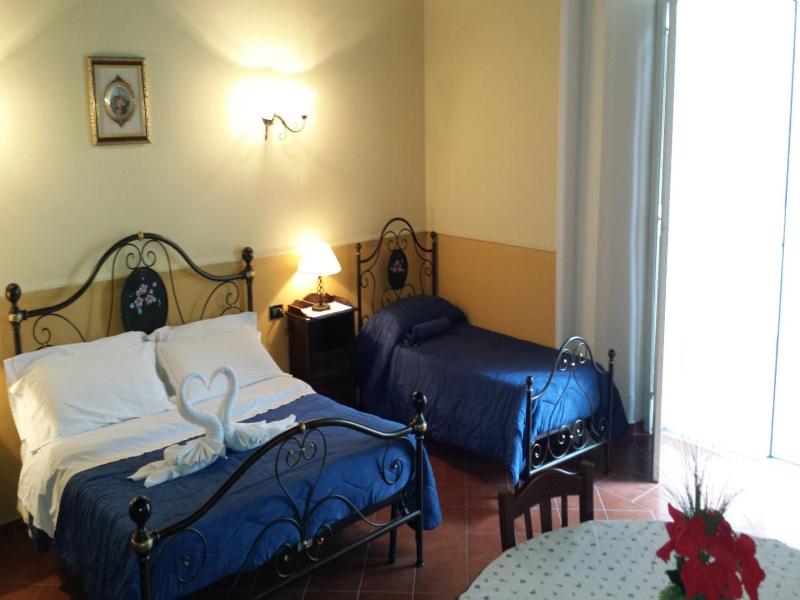 Hotel Pignatelli Napoli image
