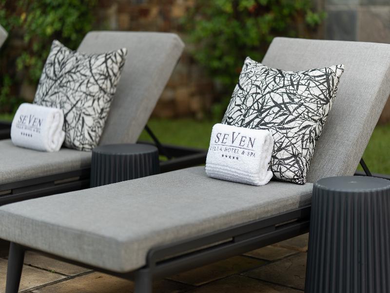Seven Villa Hotel & Spa image