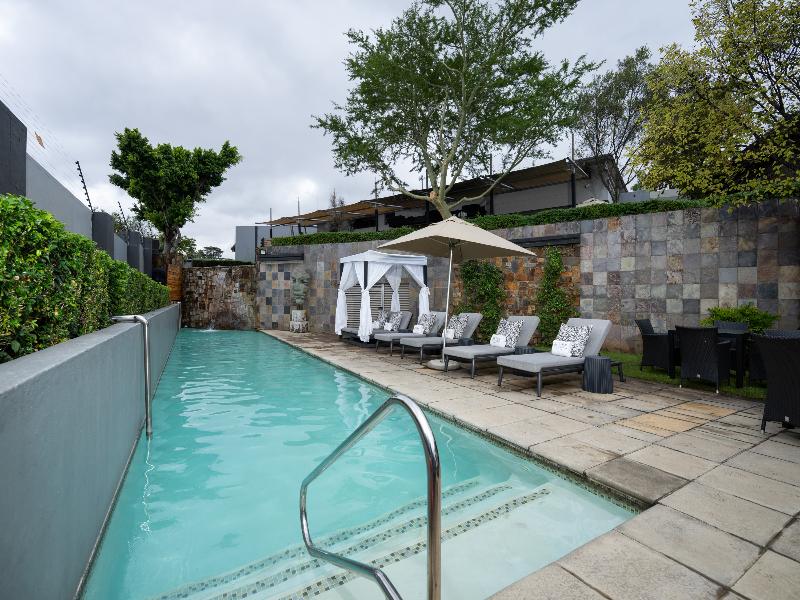 Seven Villa Hotel & Spa image