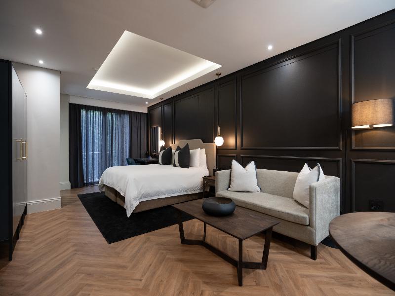 Seven Villa Hotel & Spa image