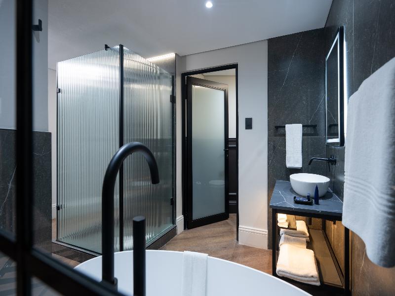 Seven Villa Hotel & Spa image