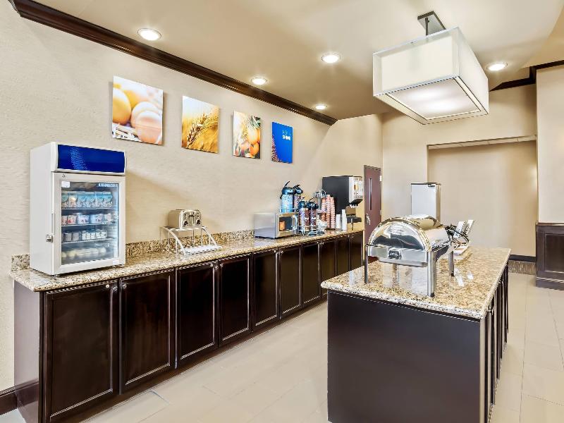 Comfort Suites Frisco image