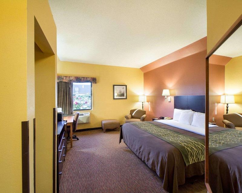 Shary Inn and Suites image
