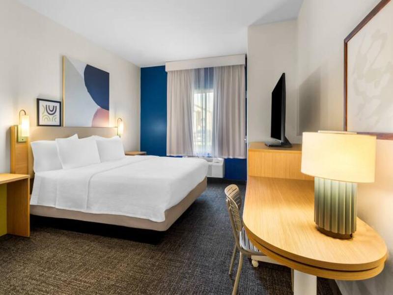 Spark By Hilton Pearland image