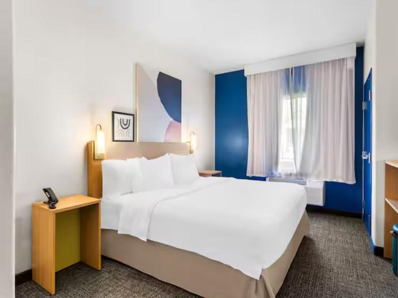 Spark By Hilton Pearland image