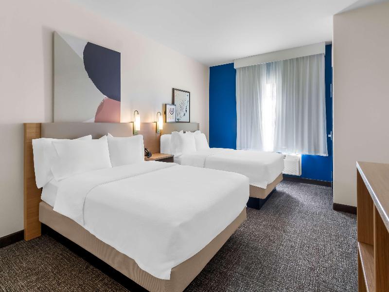 Spark By Hilton Pearland image