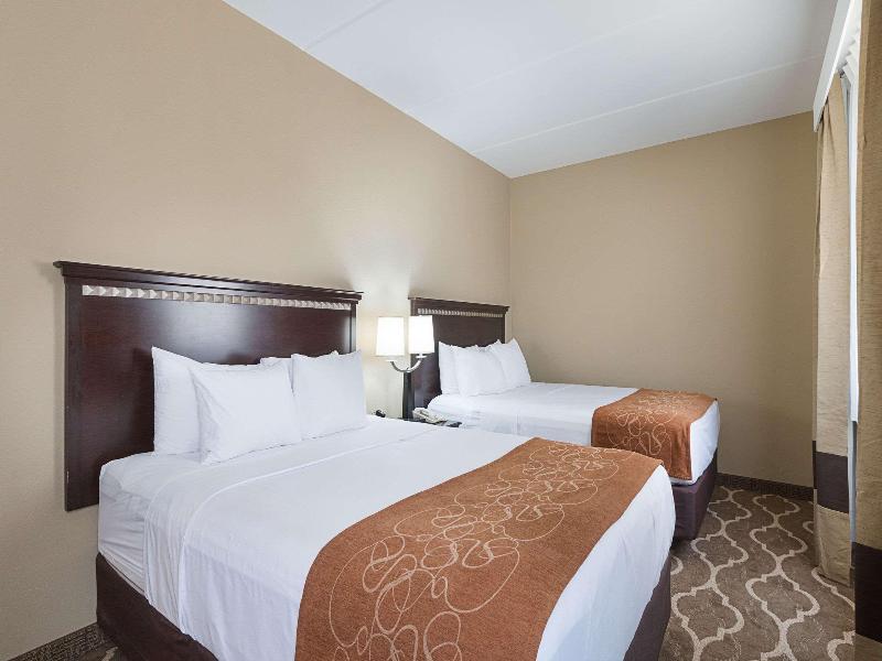 Comfort Suites Beachside image