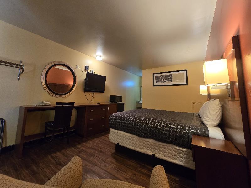 Sunrise Inn By OYO Newport News US-60 GA image