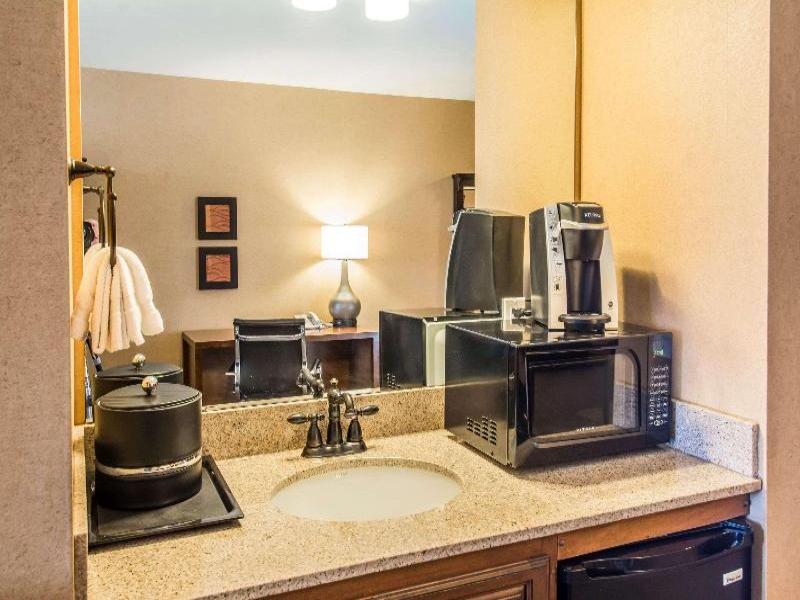 Comfort Inn & Suites Spokane Valley image