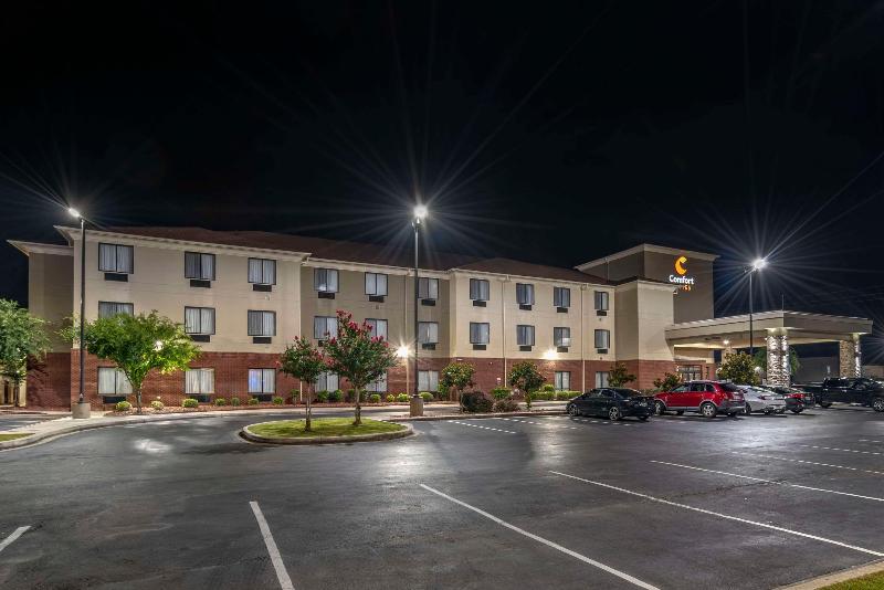 Comfort Suites Pell City I-20 exit 158 image