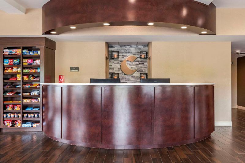 Comfort Suites Pell City I-20 exit 158 image