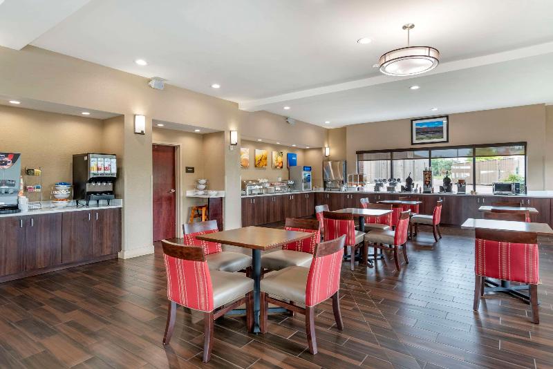 Comfort Suites Pell City I-20 exit 158 image