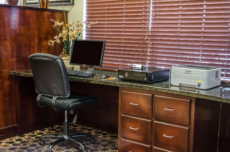 Comfort Suites North Mobile image