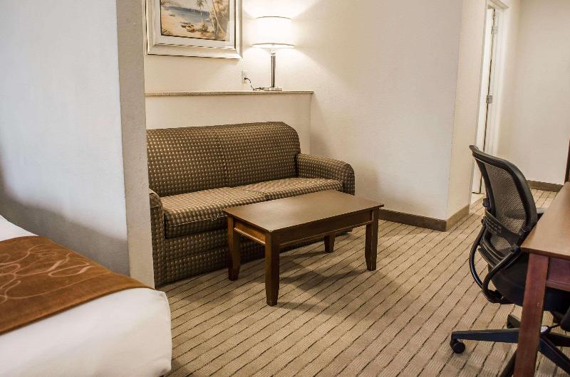Comfort Suites North Mobile image