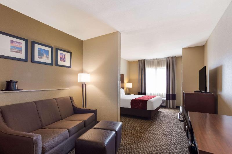Comfort Suites North Mobile image