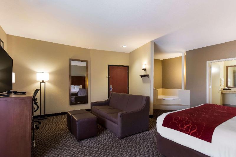 Comfort Suites North Mobile image