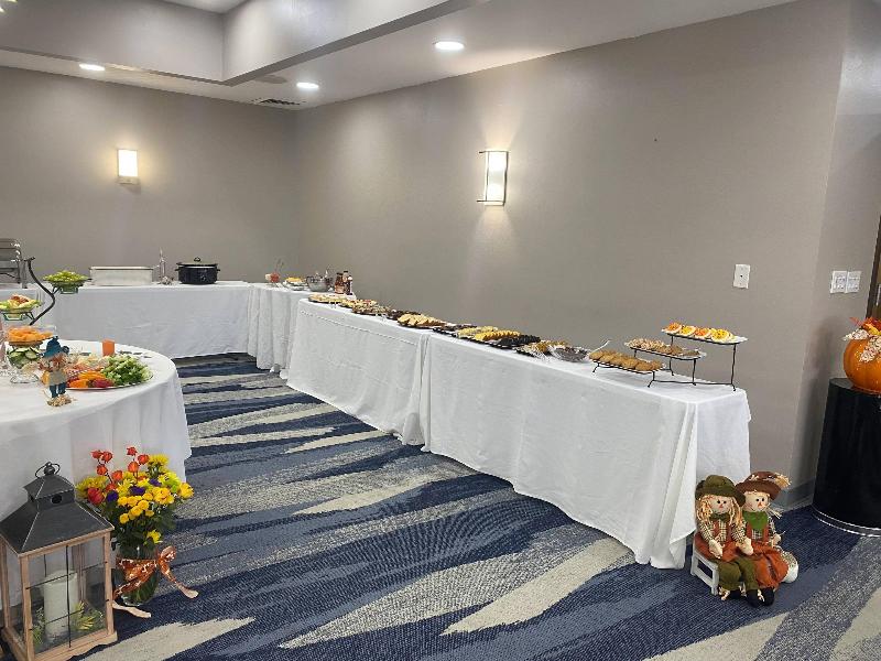 Comfort Inn & Suites Near Lake Guntersville image