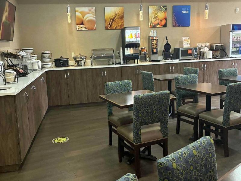 Comfort Inn & Suites Near Lake Guntersville image