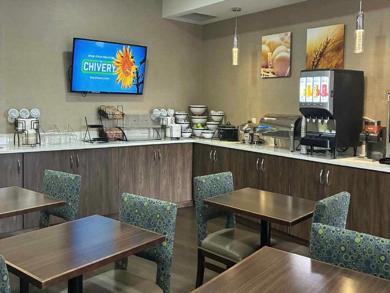 Comfort Inn & Suites Near Lake Guntersville image